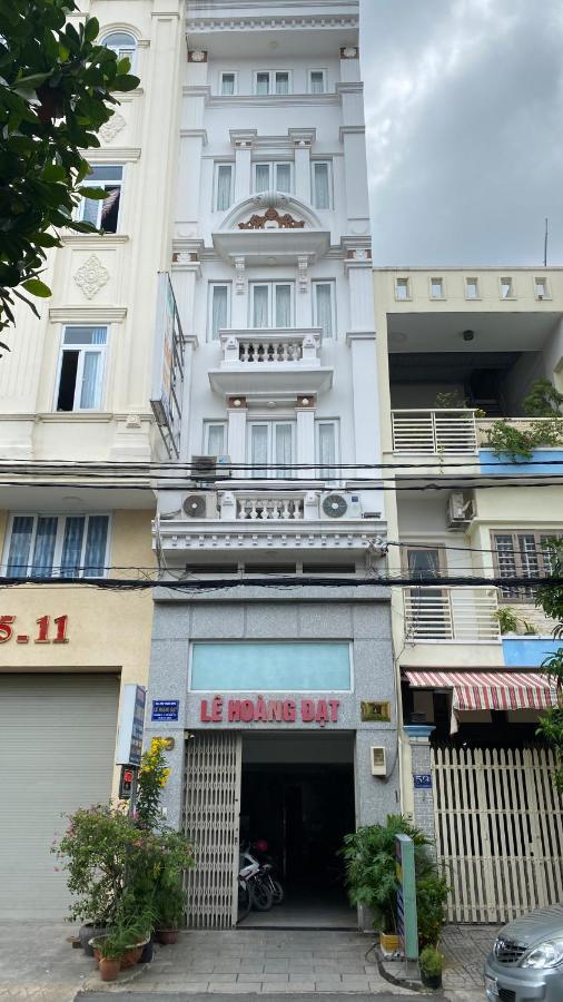 Khách Sạn Lê Hoàng Đạt Thành Pho Ho Chí Minh Esterno foto